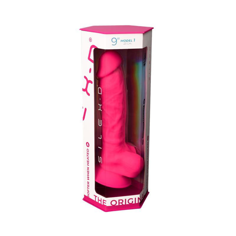 157061