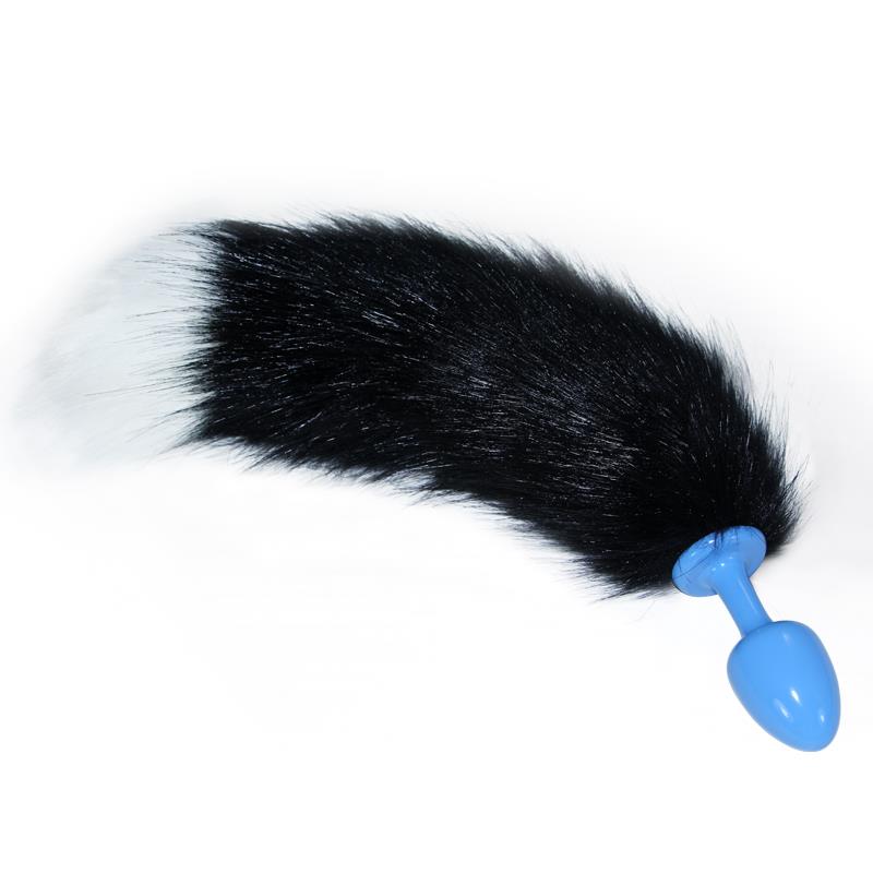 157990