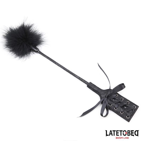 Plumero con Fusta Encaje y Lazo Negro
