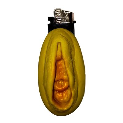 Mechero en Forma de Vagina Dorado